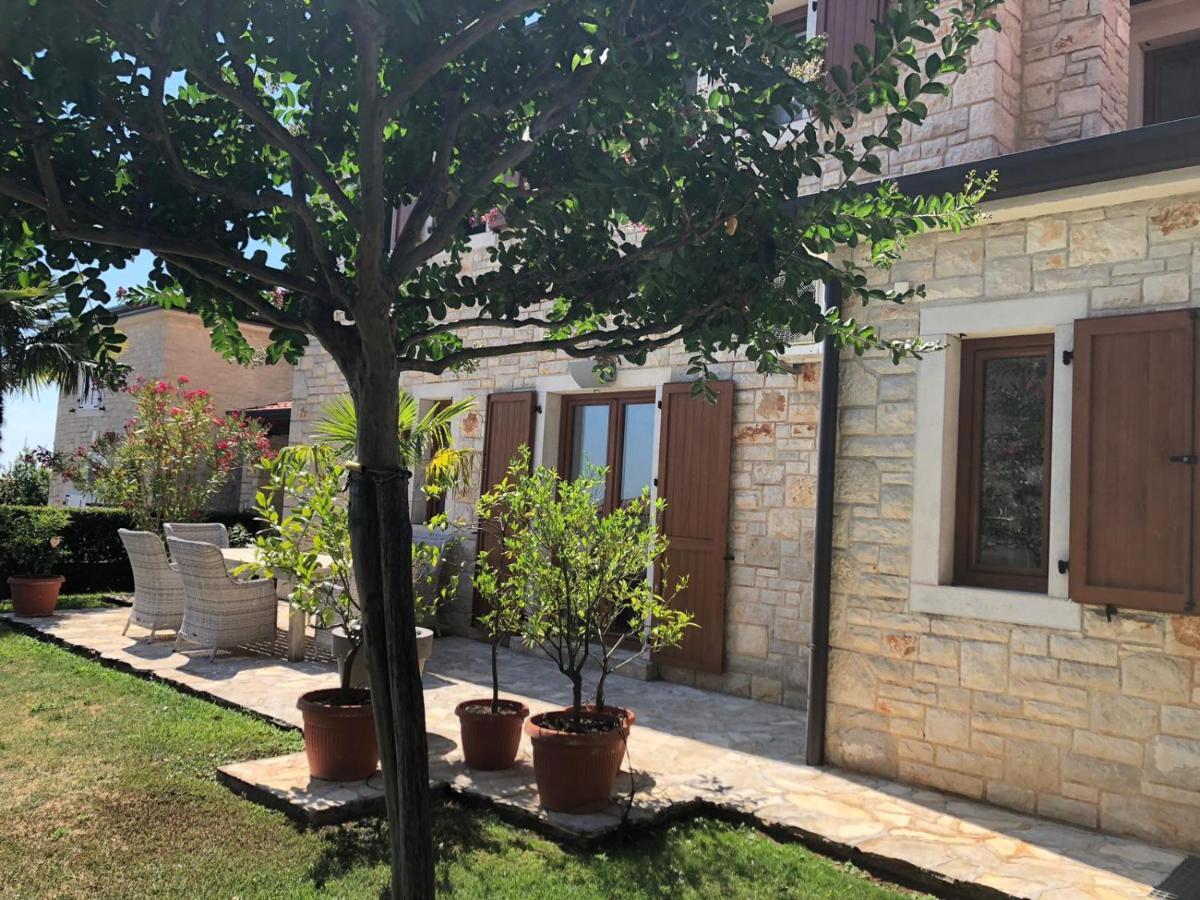 Casa Stefanie Villa Kaštelir Eksteriør bilde